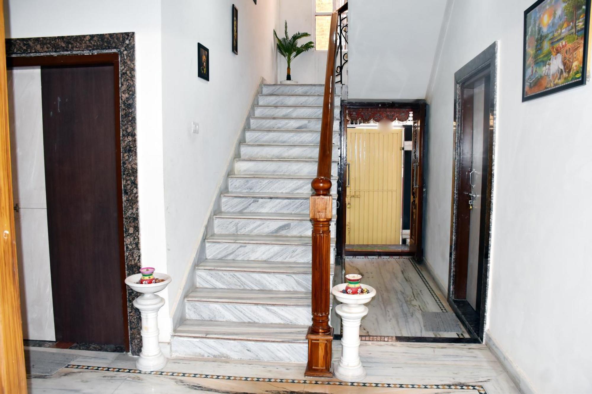 Ramaya Home Stay Varanasi Exterior photo