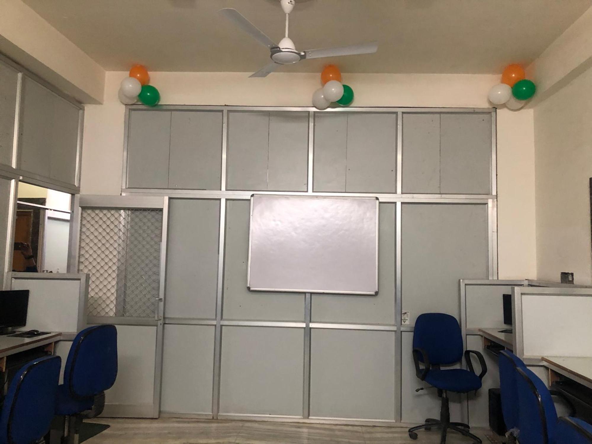 Ramaya Home Stay Varanasi Exterior photo