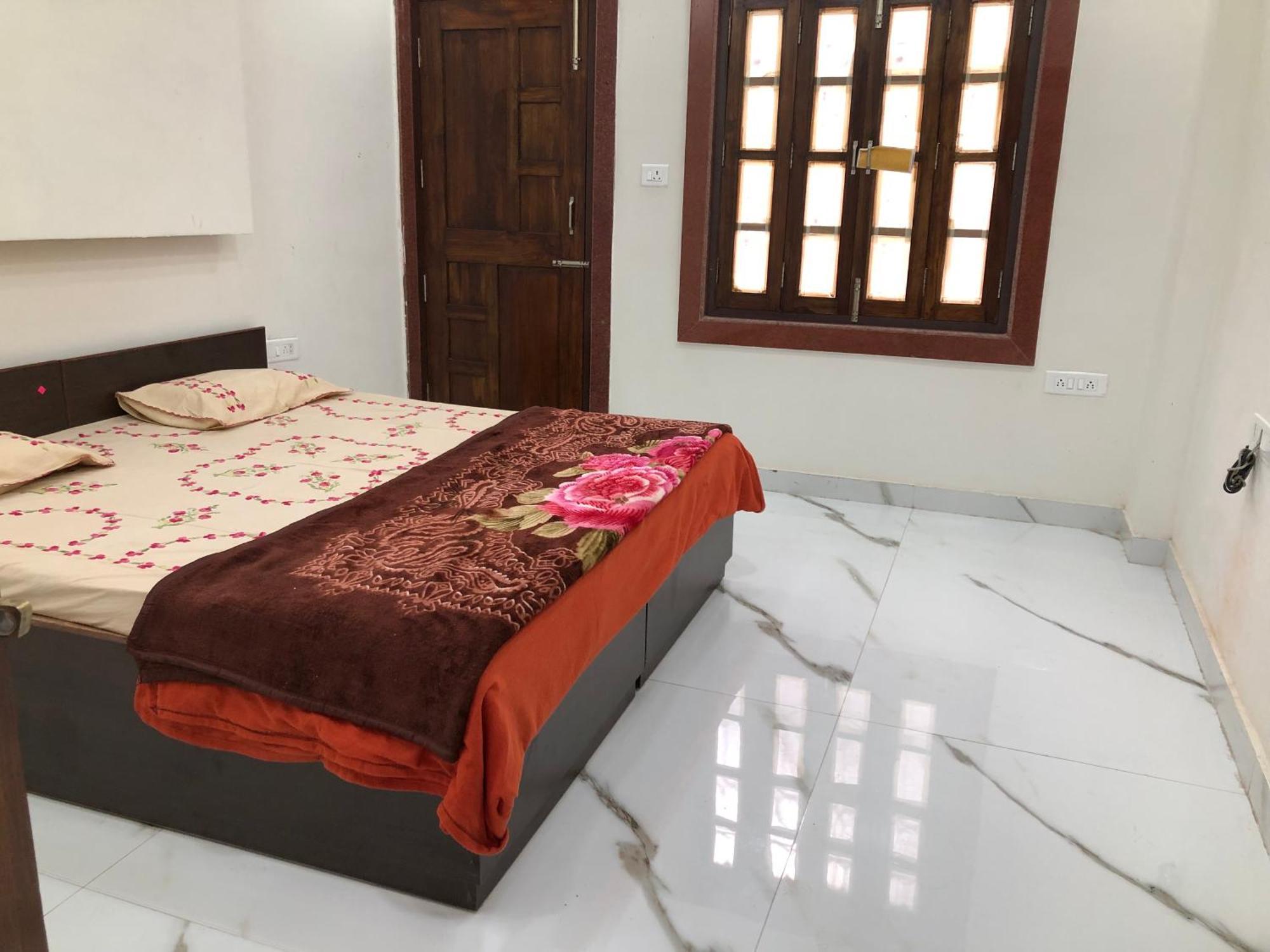 Ramaya Home Stay Varanasi Exterior photo