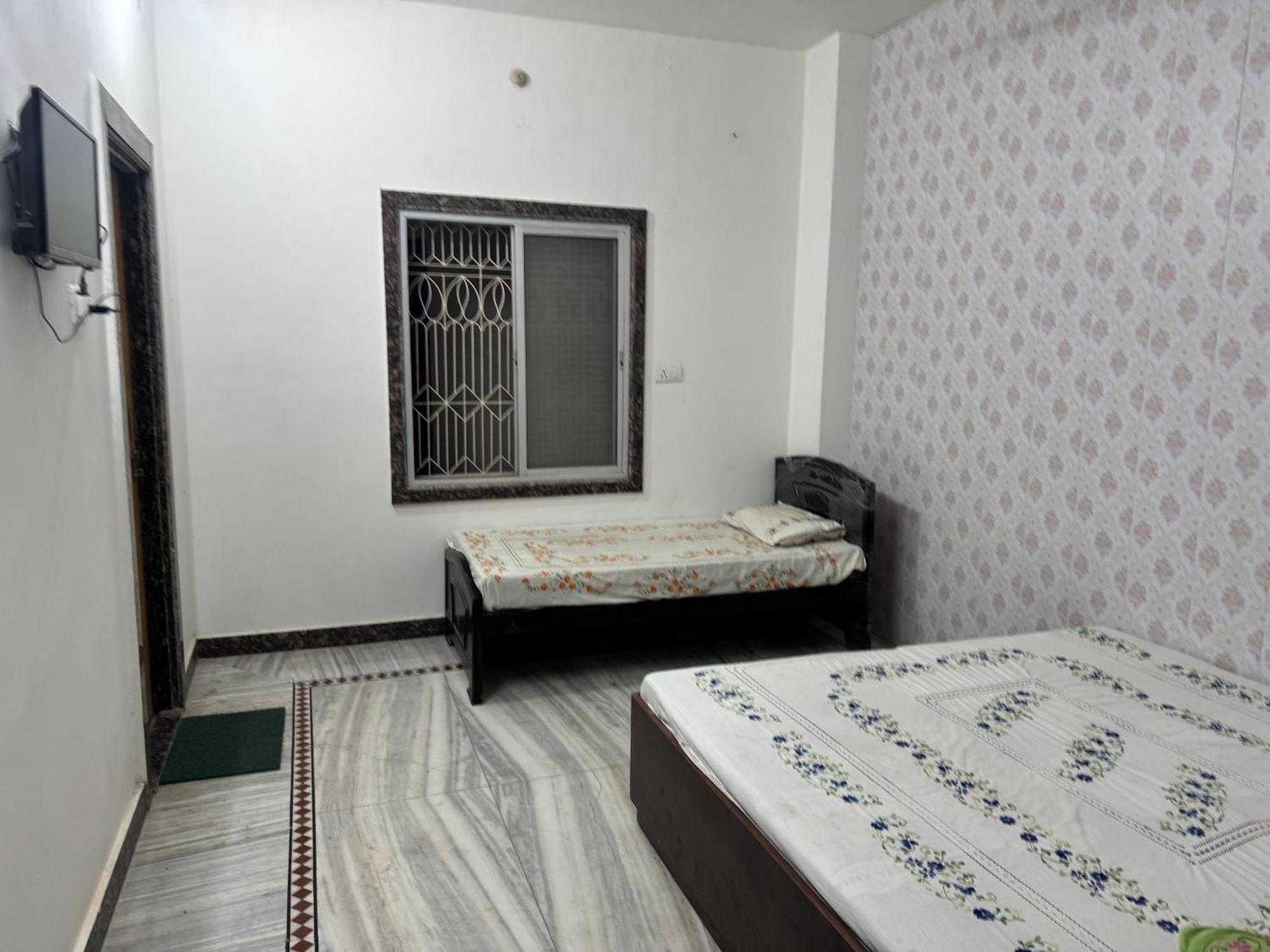 Ramaya Home Stay Varanasi Exterior photo